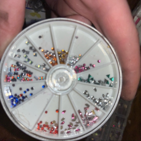 Acrylic Nail Set - Picture 15 of 16